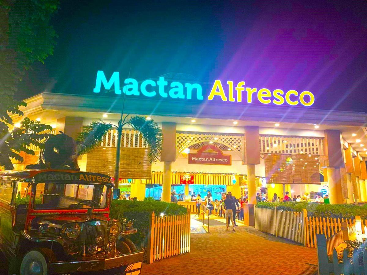 Mactan Newtown - 1Br Stunning Ocean View And City View Мактан Экстерьер фото